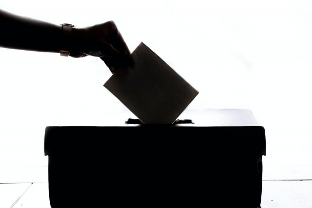 Naissance, vie et mort d'un bulletin de vote papier